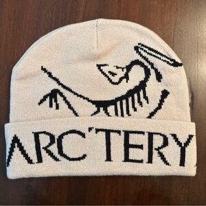 Arc'teryx Cream and Black Knit Beanie